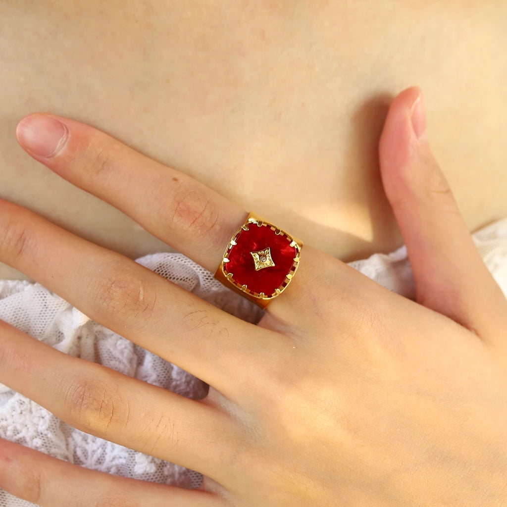 Anillo 18k - Piedra roja