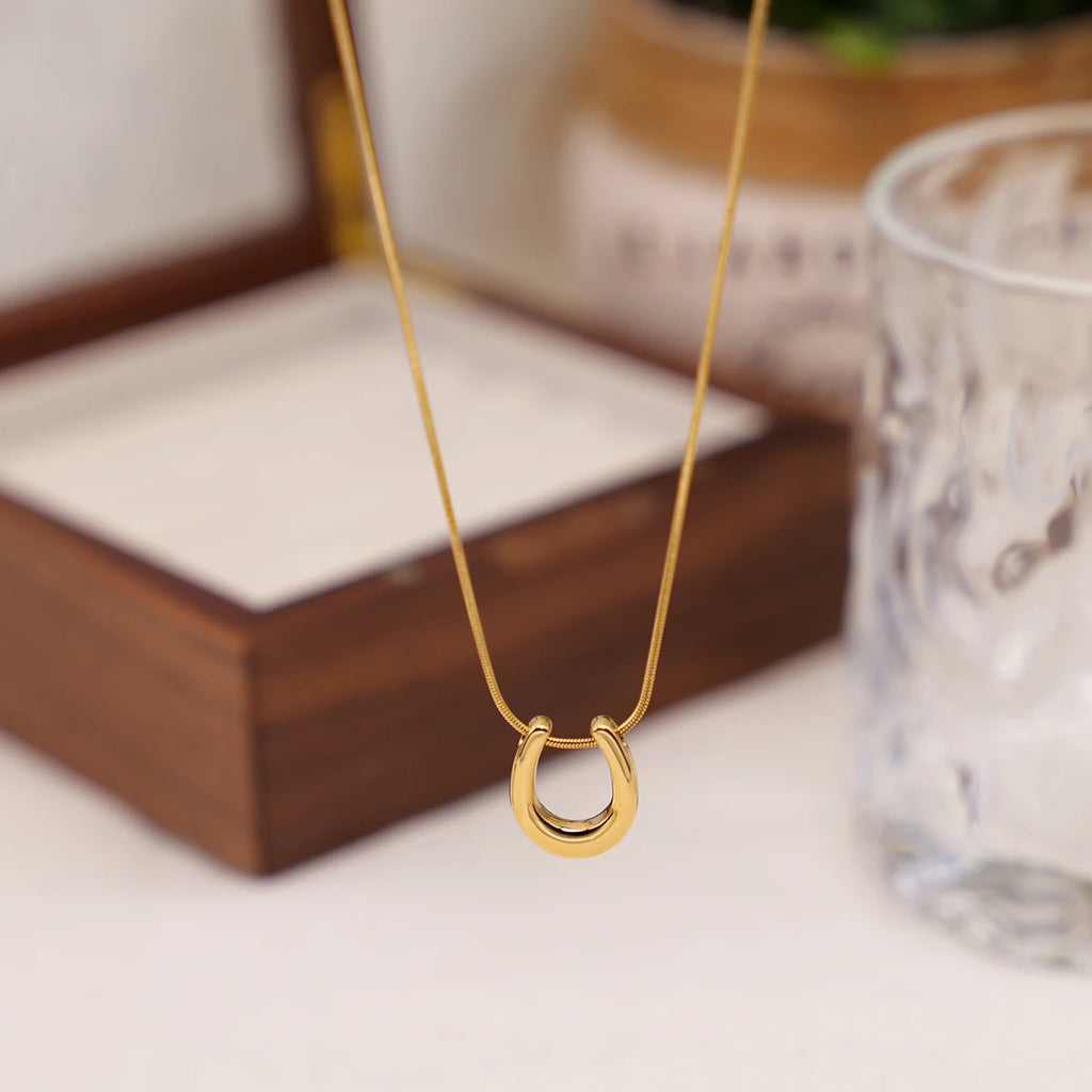Collar 18K - Forma U