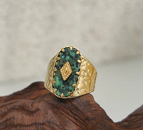 Anillo 18k -  Piedra natural